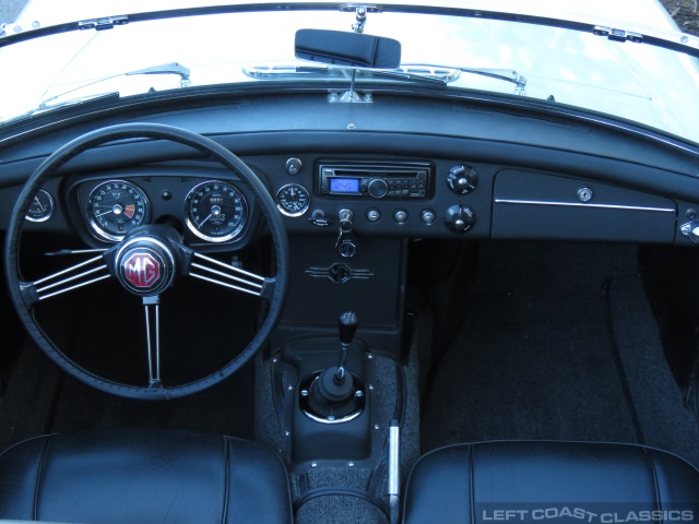 1964-mgb-roadster-122.jpg