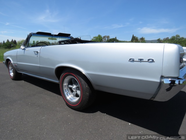 1964-pontiac-gto-convertible-072.jpg