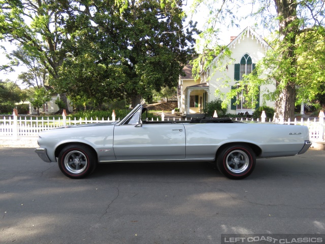 1964-pontiac-gto-convertible-217.jpg