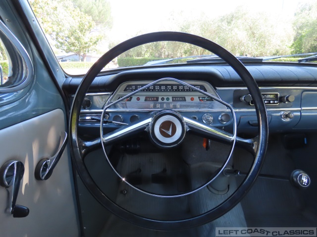 1964-volvo-pv544-117.jpg