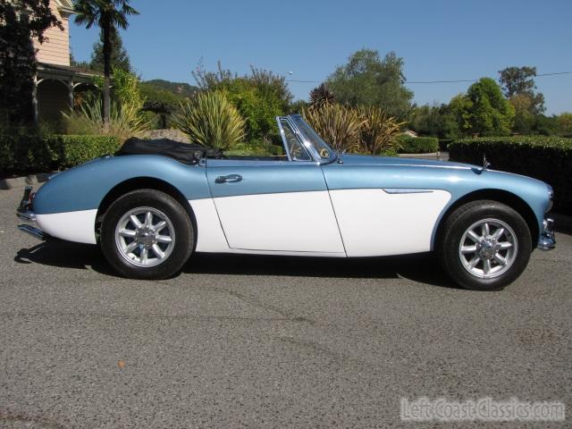 1965-austin-healey-3000-bj8-025.jpg