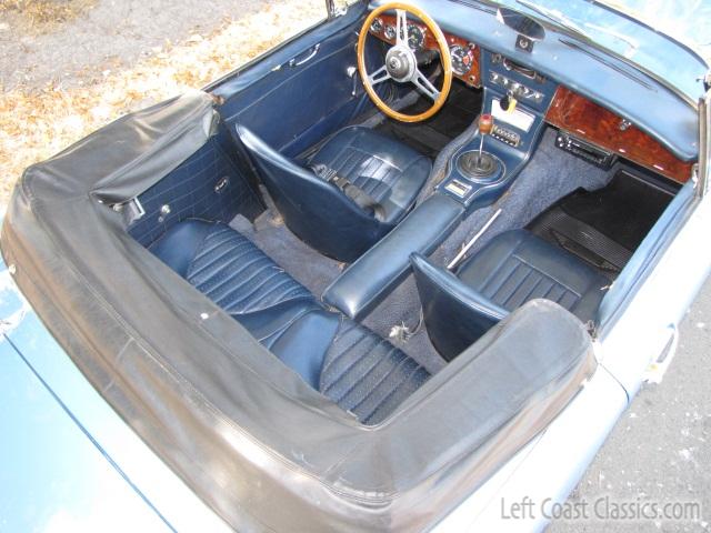 1965-austin-healey-3000-bj8-068.jpg