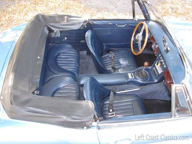 1965-austin-healey-3000-bj8-069.jpg