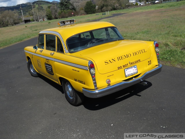 1965-checker-marathon-taxi-013.jpg