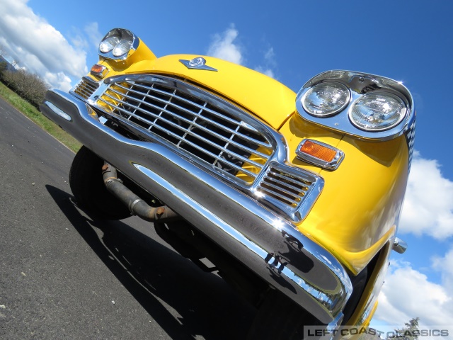 1965-checker-marathon-taxi-044.jpg