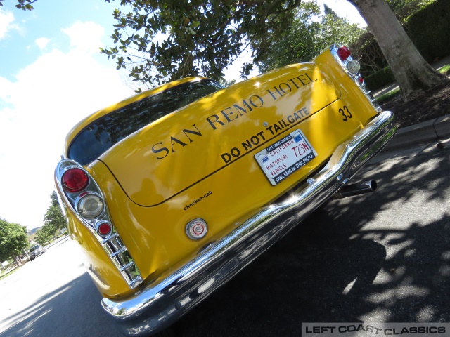 1965-checker-marathon-taxi-059.jpg