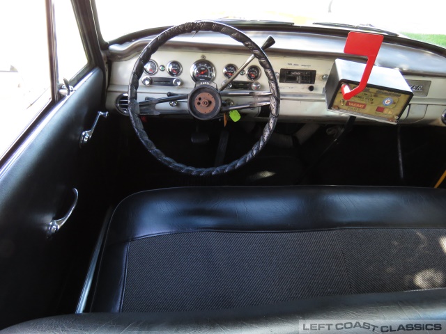 1965-checker-marathon-taxi-113.jpg