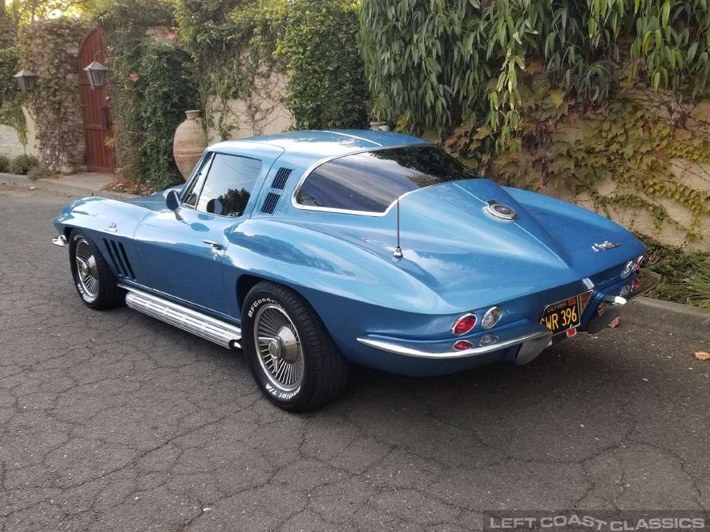 1965-chevy-corvette-c2-007.jpg