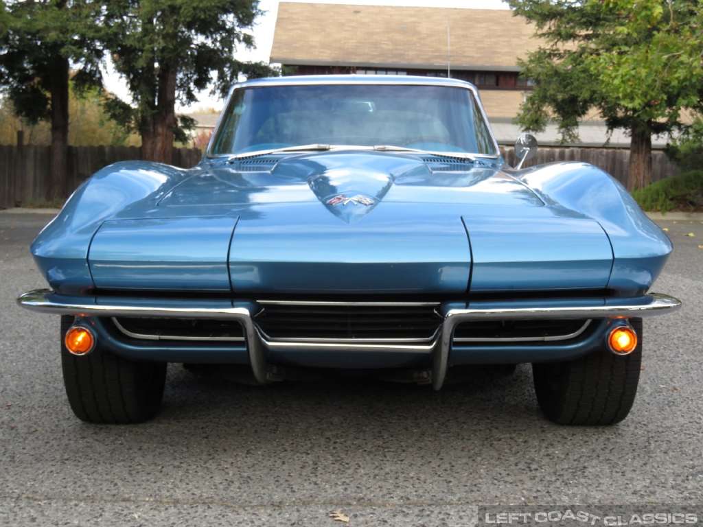 1965-chevy-corvette-c2-025.jpg