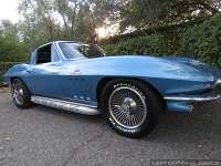 1965-chevy-corvette-c2-047