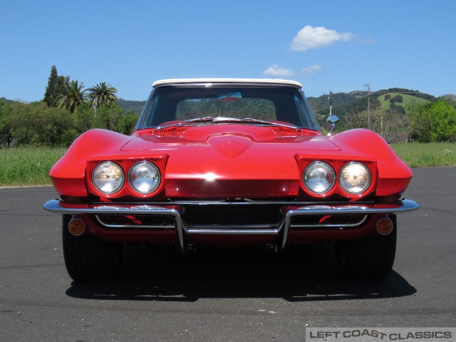 1965-chevrolet-corvette-004.jpg