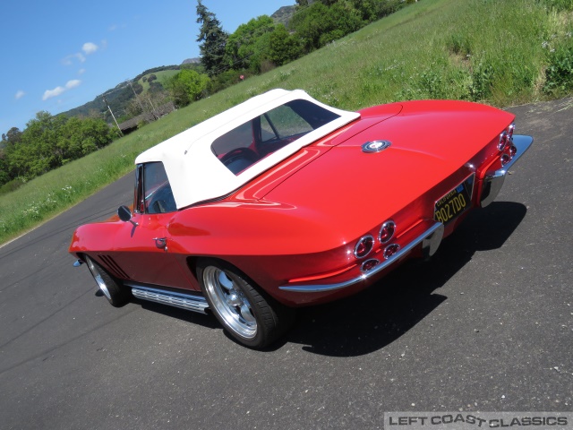 1965-chevrolet-corvette-025.jpg