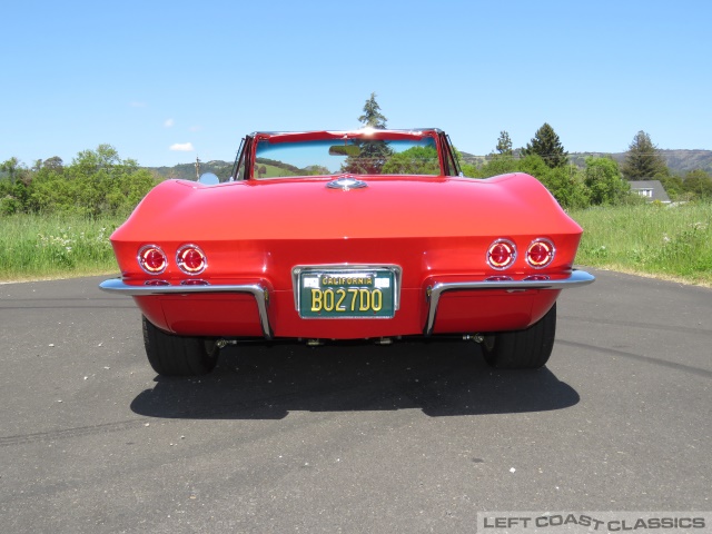 1965-chevrolet-corvette-029.jpg