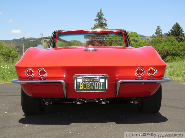 1965-chevrolet-corvette-030.jpg