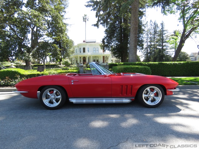 1965-chevrolet-corvette-040.jpg