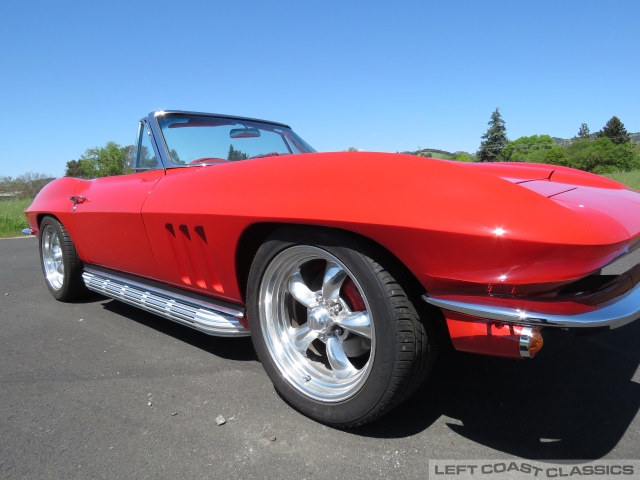 1965-chevrolet-corvette-071.jpg