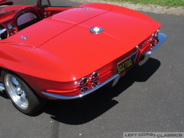 1965-chevrolet-corvette-092.jpg