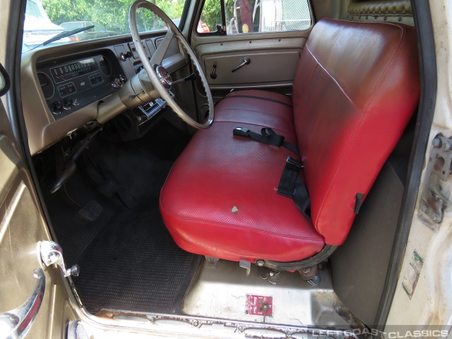 1965-chevrolet-truck-camper-090.jpg