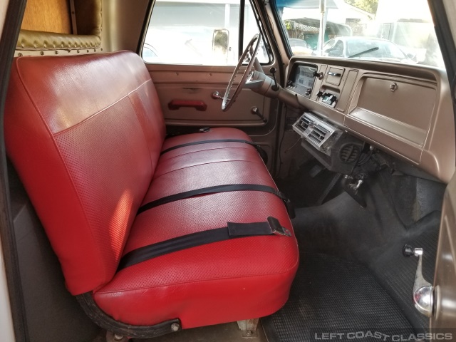 1965-chevrolet-truck-camper-111.jpg