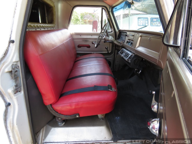 1965-chevrolet-truck-camper-114.jpg