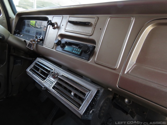 1965-chevrolet-truck-camper-116.jpg