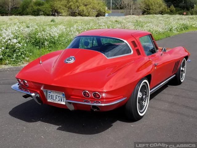 1965-corvette-stingray-012.jpg