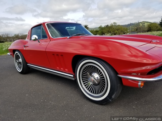 1965-corvette-stingray-033.jpg