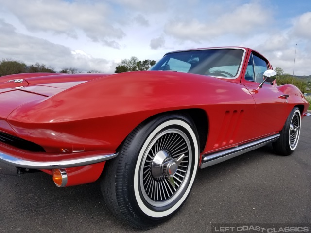 1965-corvette-stingray-035.jpg