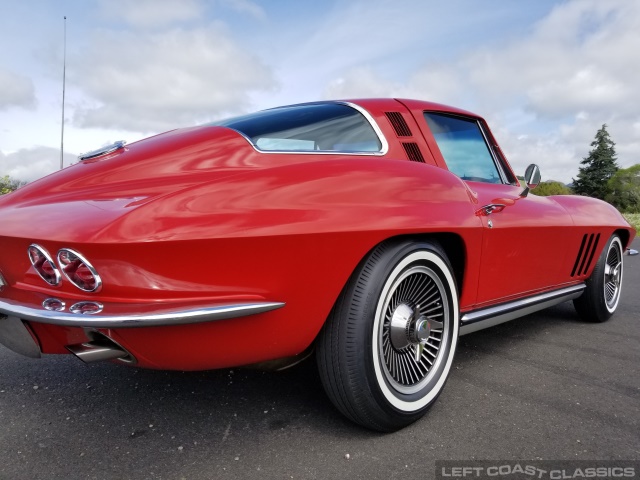 1965-corvette-stingray-037.jpg