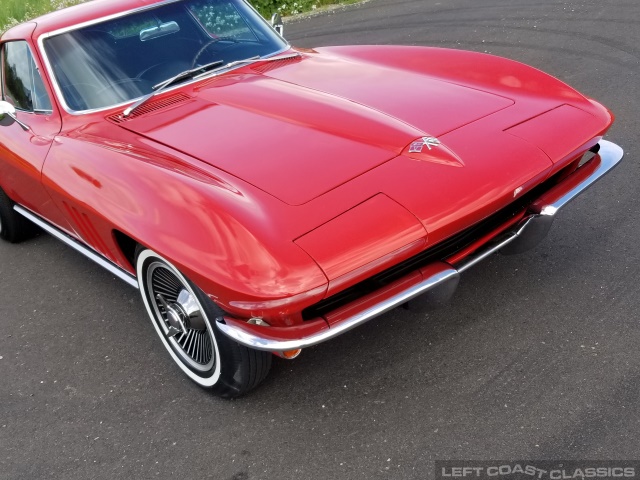 1965-corvette-stingray-067.jpg