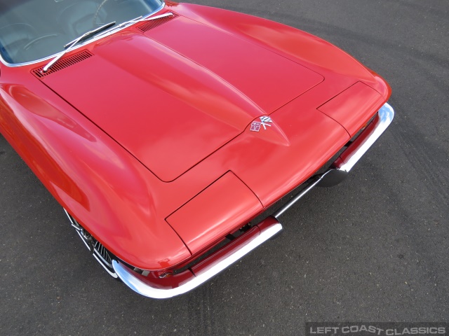 1965-corvette-stingray-068.jpg