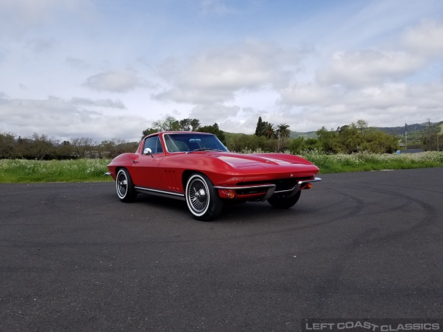 1965-corvette-stingray-175.jpg