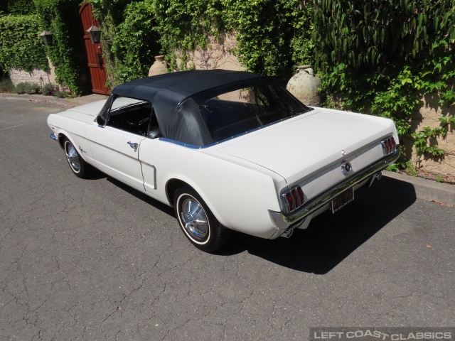 1965-ford-mustang-convertible-010.jpg