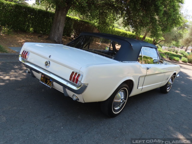 1965-ford-mustang-convertible-021.jpg