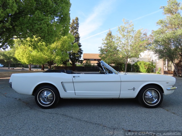 1965-ford-mustang-convertible-022.jpg