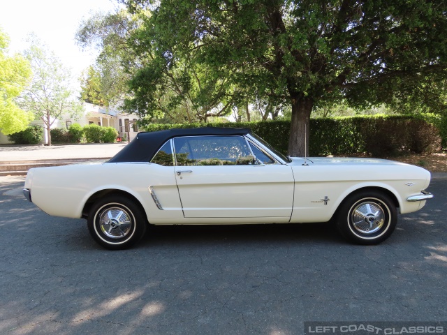 1965-ford-mustang-convertible-025.jpg