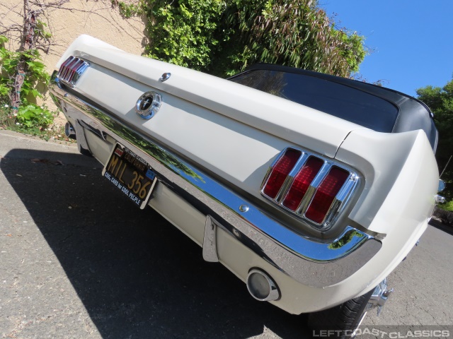 1965-ford-mustang-convertible-037.jpg