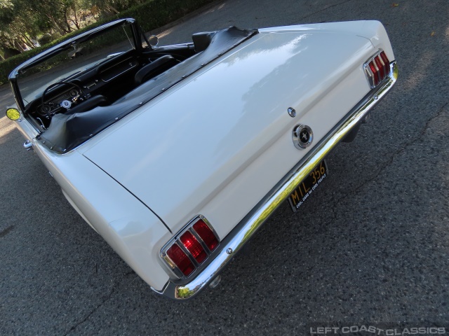 1965-ford-mustang-convertible-093.jpg