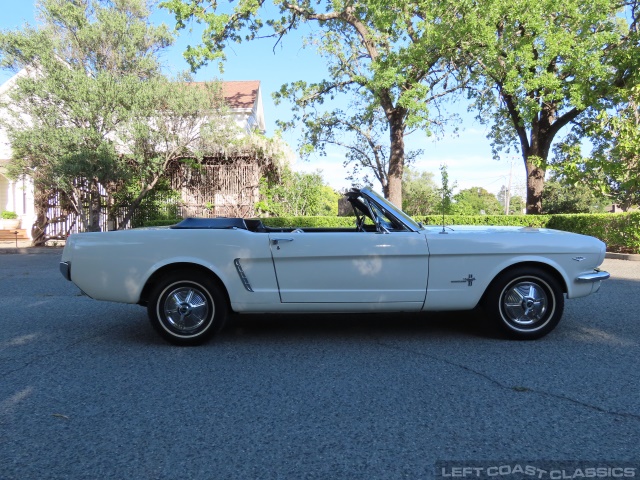 1965-ford-mustang-convertible-201.jpg