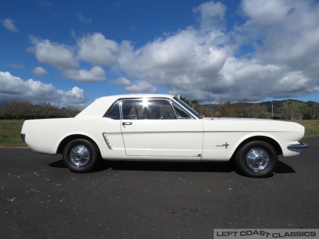 1965-ford-mustang-021.jpg