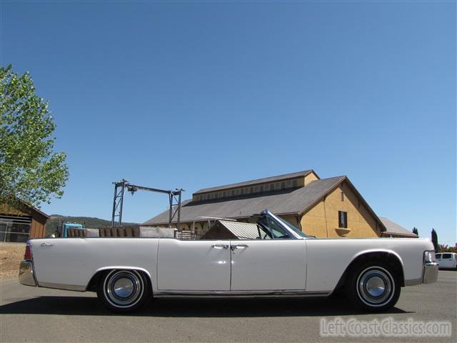 1965-lincoln-continental-convertible-179.jpg