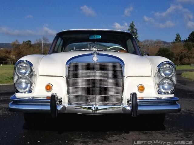 1965-mercedes-benz-220se-001.jpg