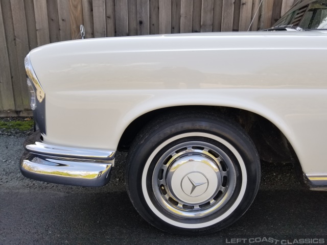 1965-mercedes-benz-220se-069.jpg