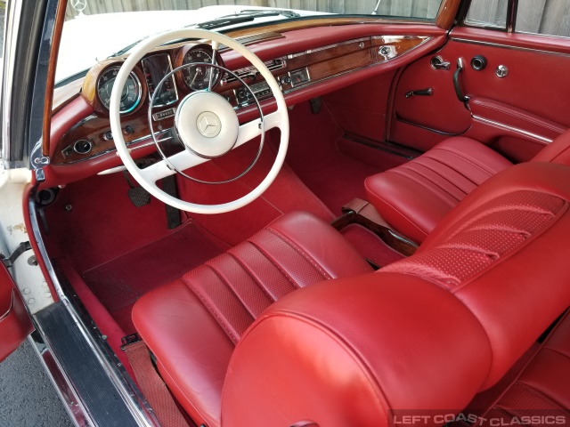 1965-mercedes-benz-220se-107.jpg