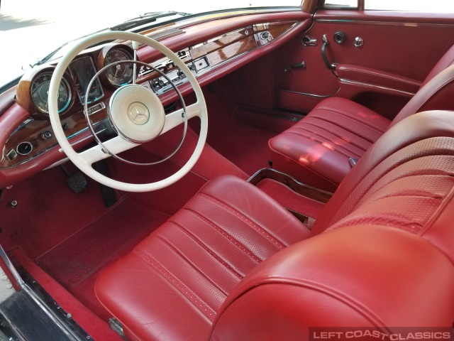 1965-mercedes-benz-220se-109.jpg