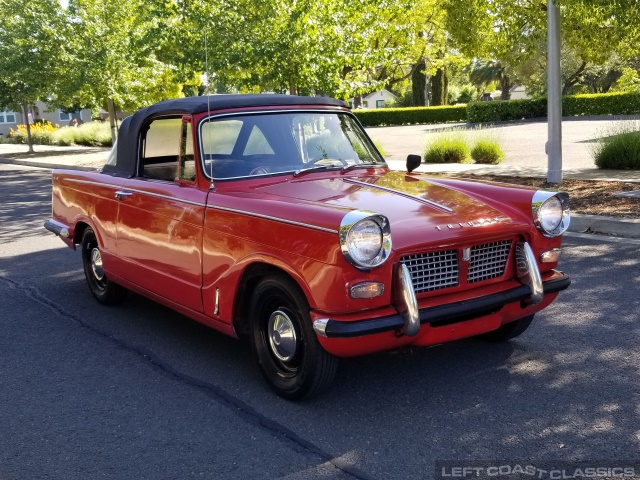 1965-triumph-herald-016.jpg