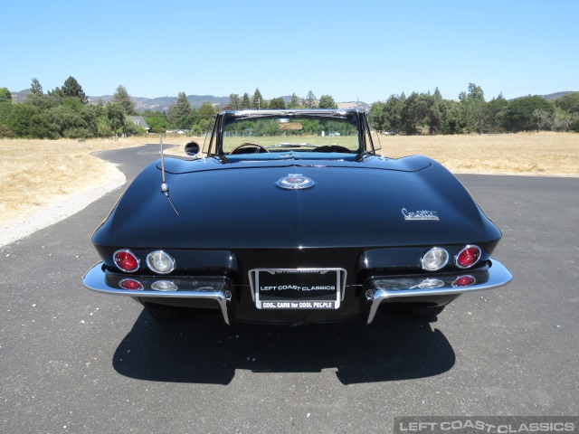 1966-corvette-stingray-024.jpg