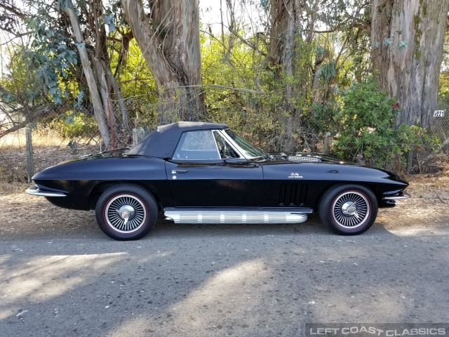 1966-corvette-stingray-031.jpg