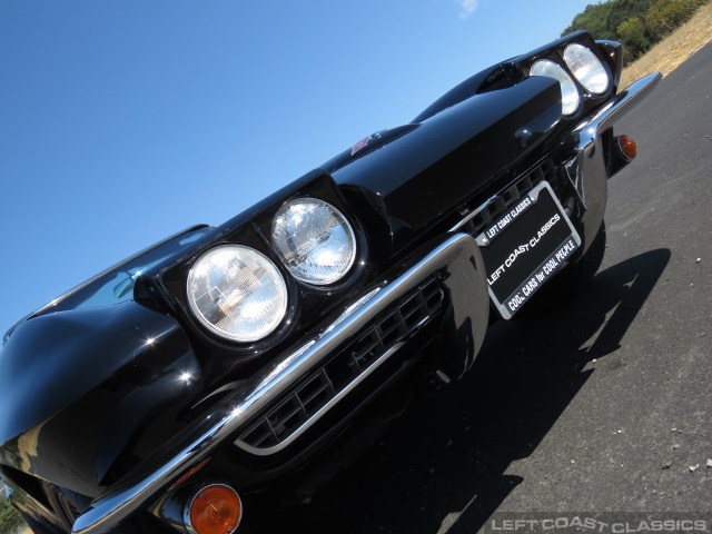 1966-corvette-stingray-041.jpg