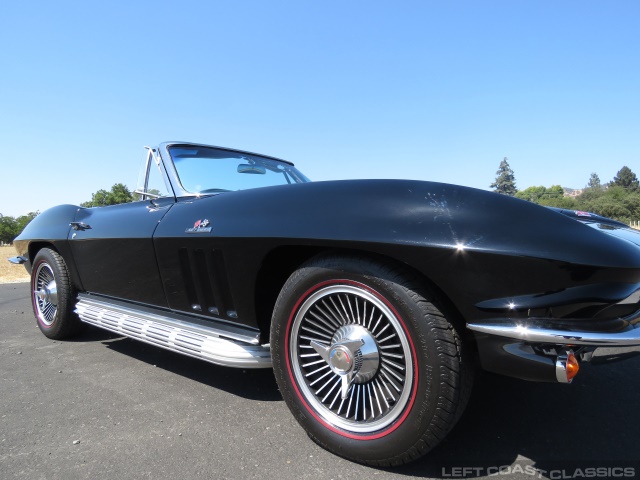 1966-corvette-stingray-058.jpg